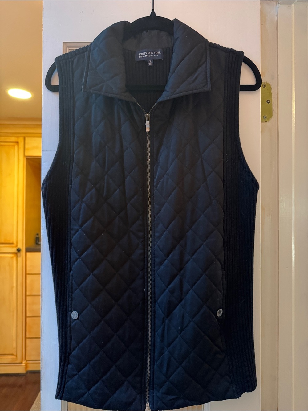 Jones New York Quilted Black Zip-Front Vest
